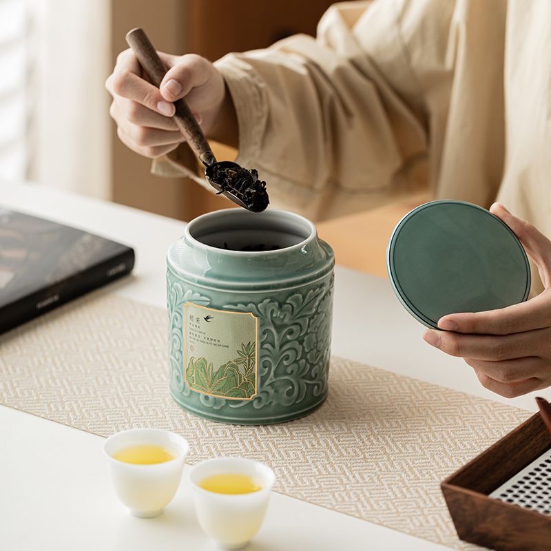AuienTea Jasmine Tea Gift Set, Embossed Celadon Ceramic Tea Caddy, Vintage Floral Fabric Gift Basket with Bamboo Handle, Scented Tea for Holiday & Business Gifting