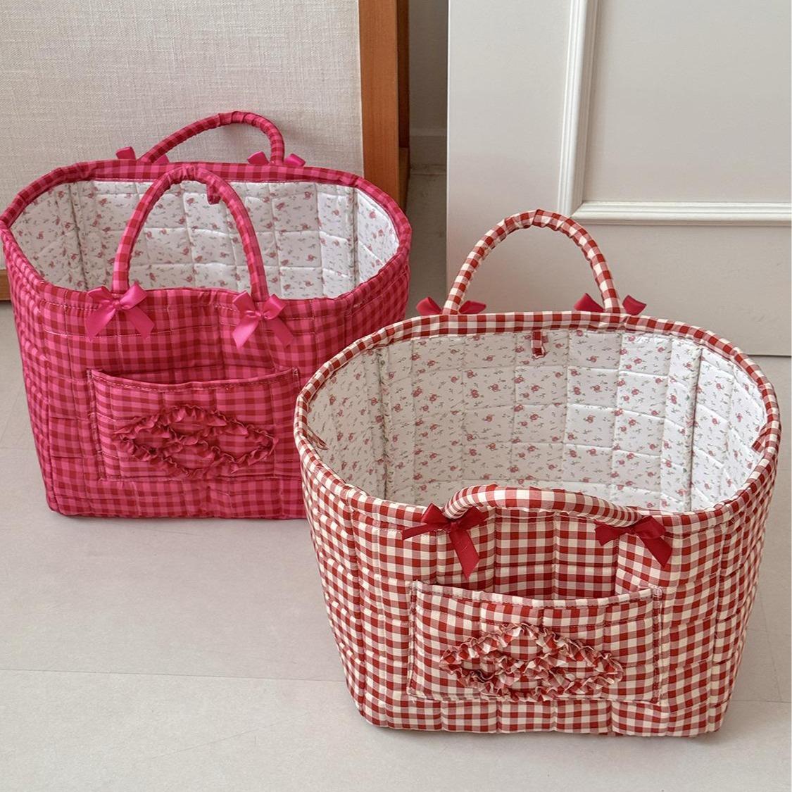 Sturdy Comfortable Double Handle Design Feature