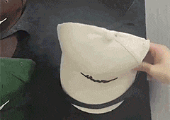 14 pockets hanging hat rack display gif
