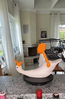 Anti-gravity balancing goose wine holder dynamic display gif