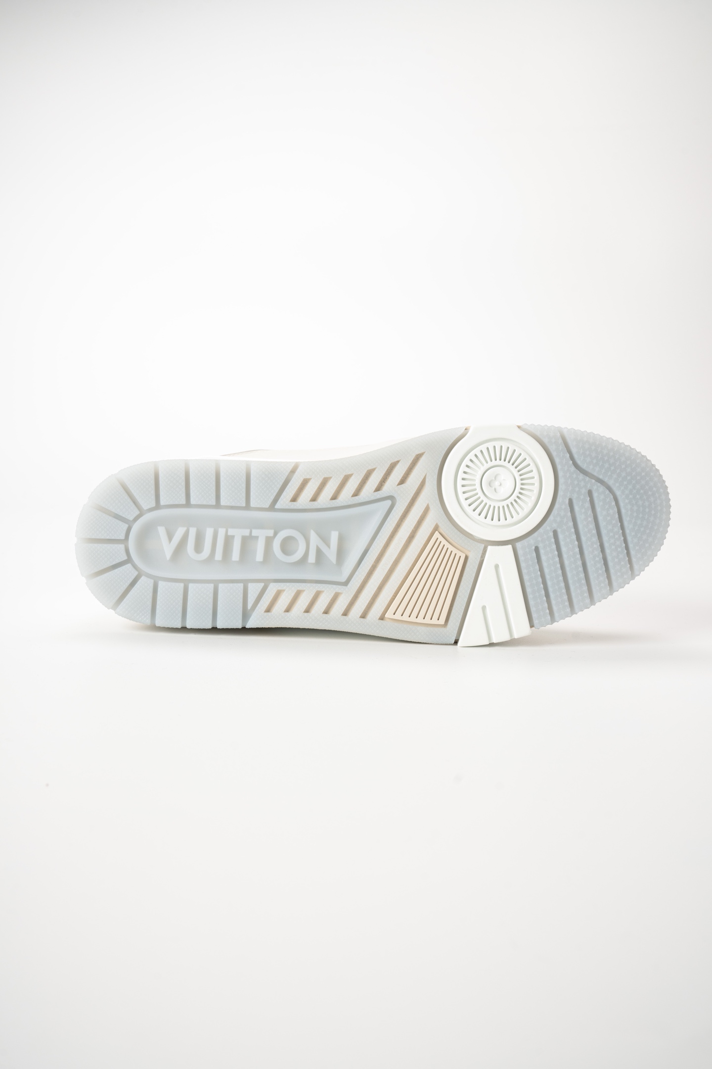 lv trainer 白水泥 下定鏈接