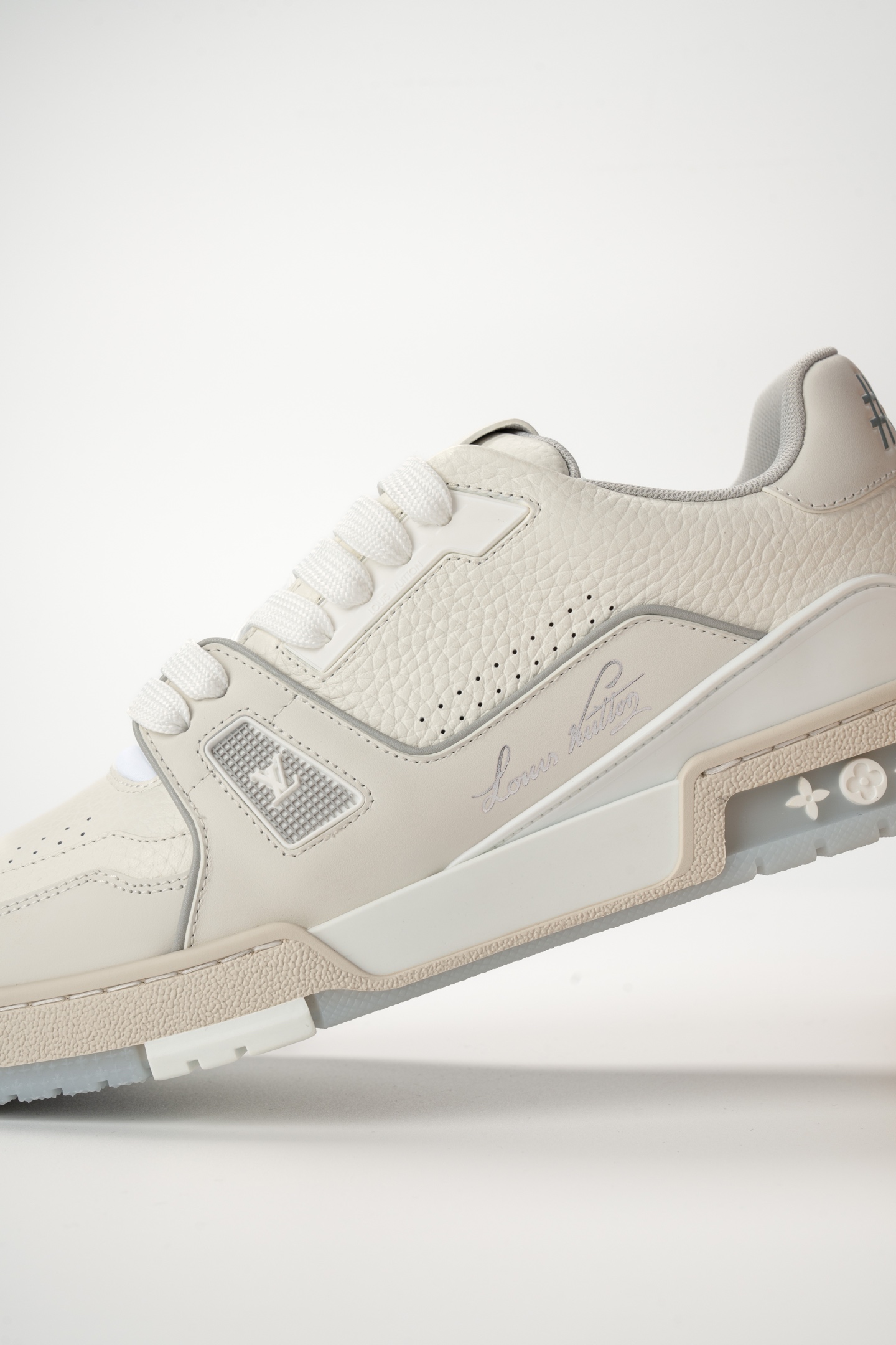lv trainer 白水泥 下定鏈接
