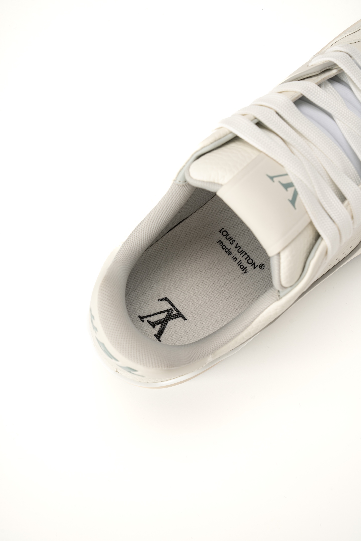 lv trainer 白水泥 下定鏈接