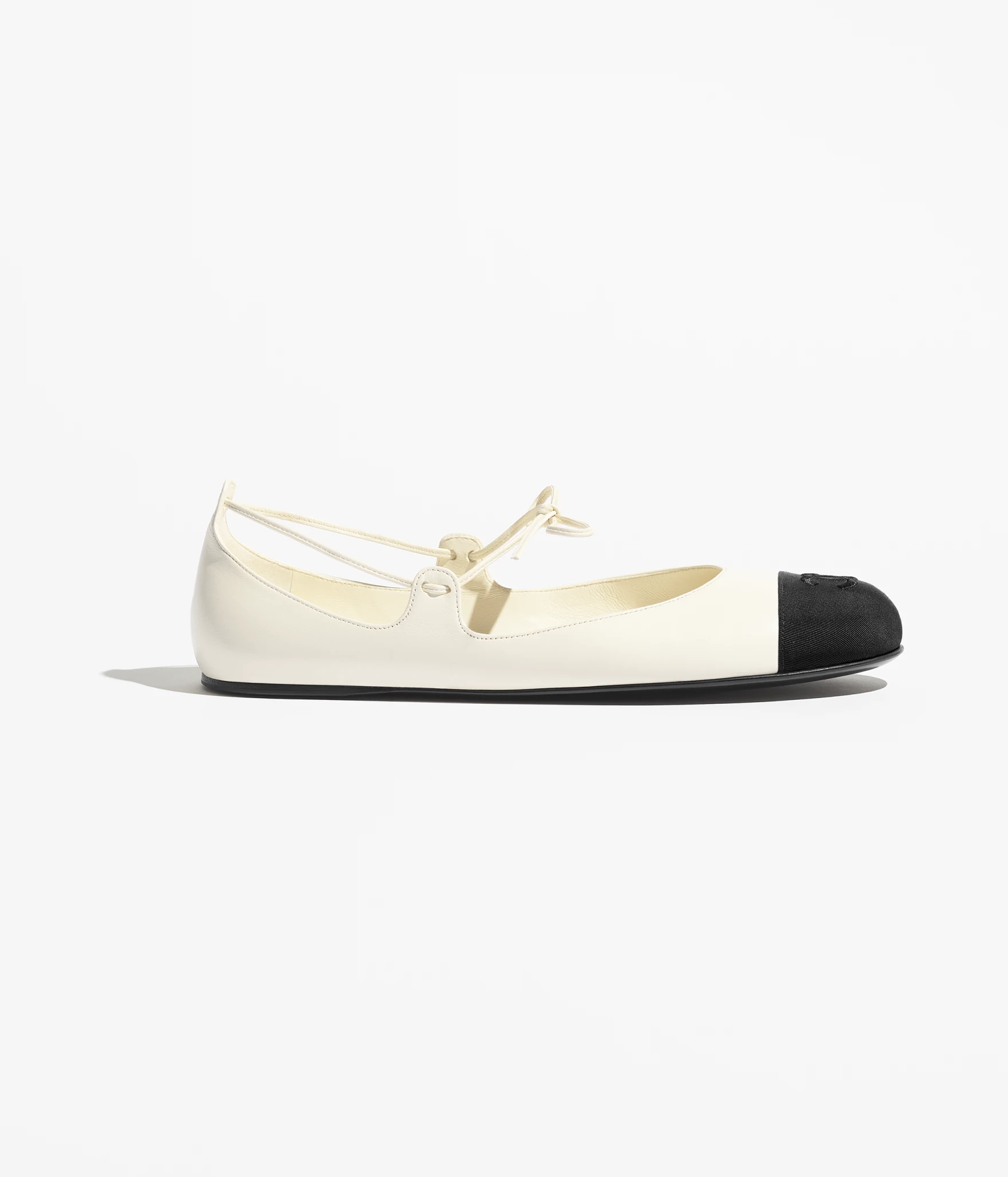 Spring-Summer 2025 Pre-collection   Mary Janes