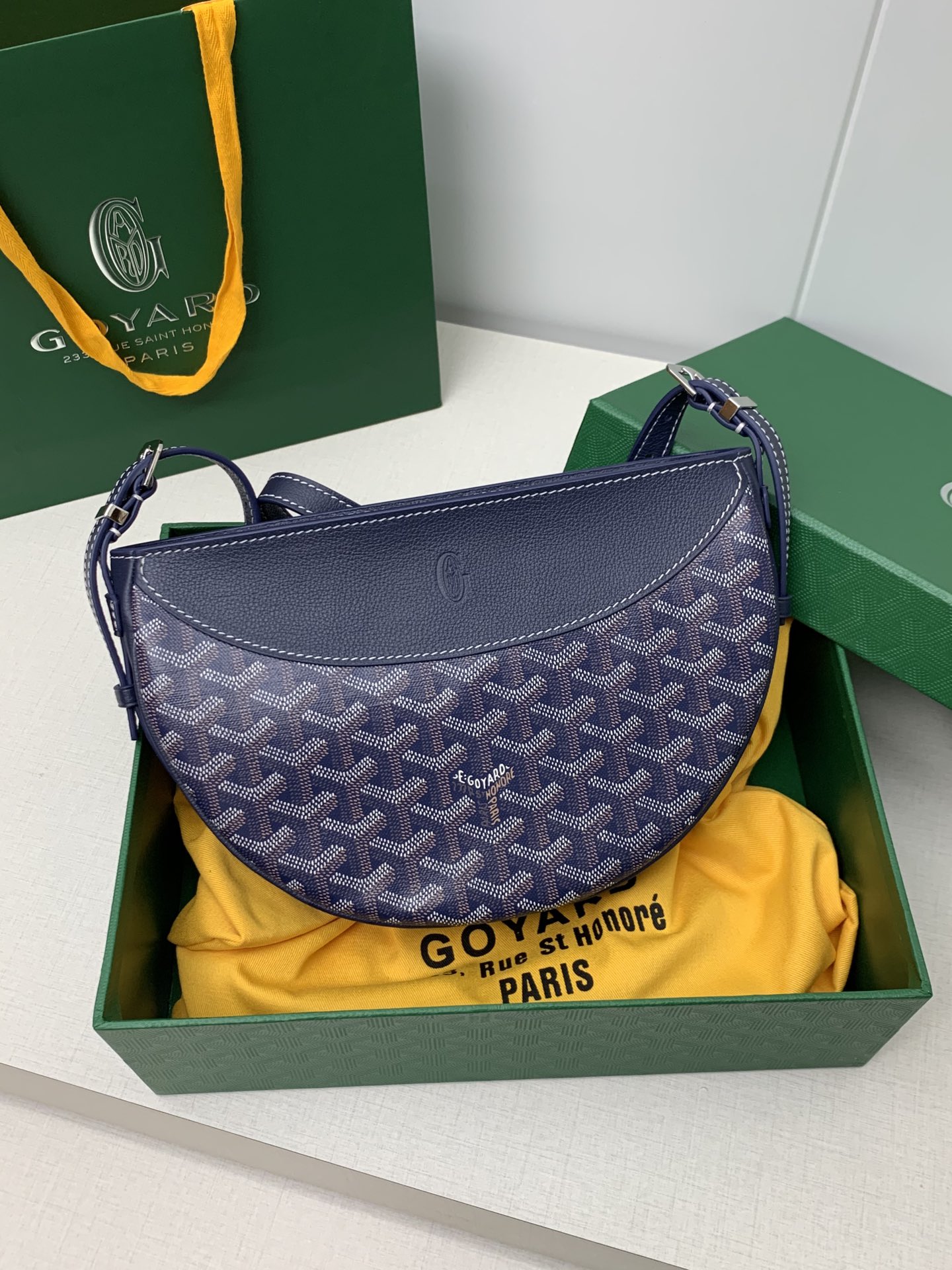 Goyard Hirondelle bag Navy Blue