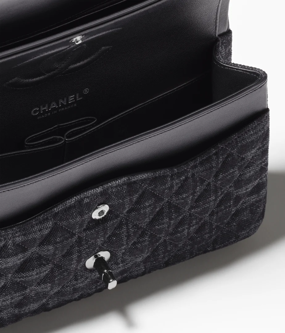 CHANEL Classic 11.12 handbag