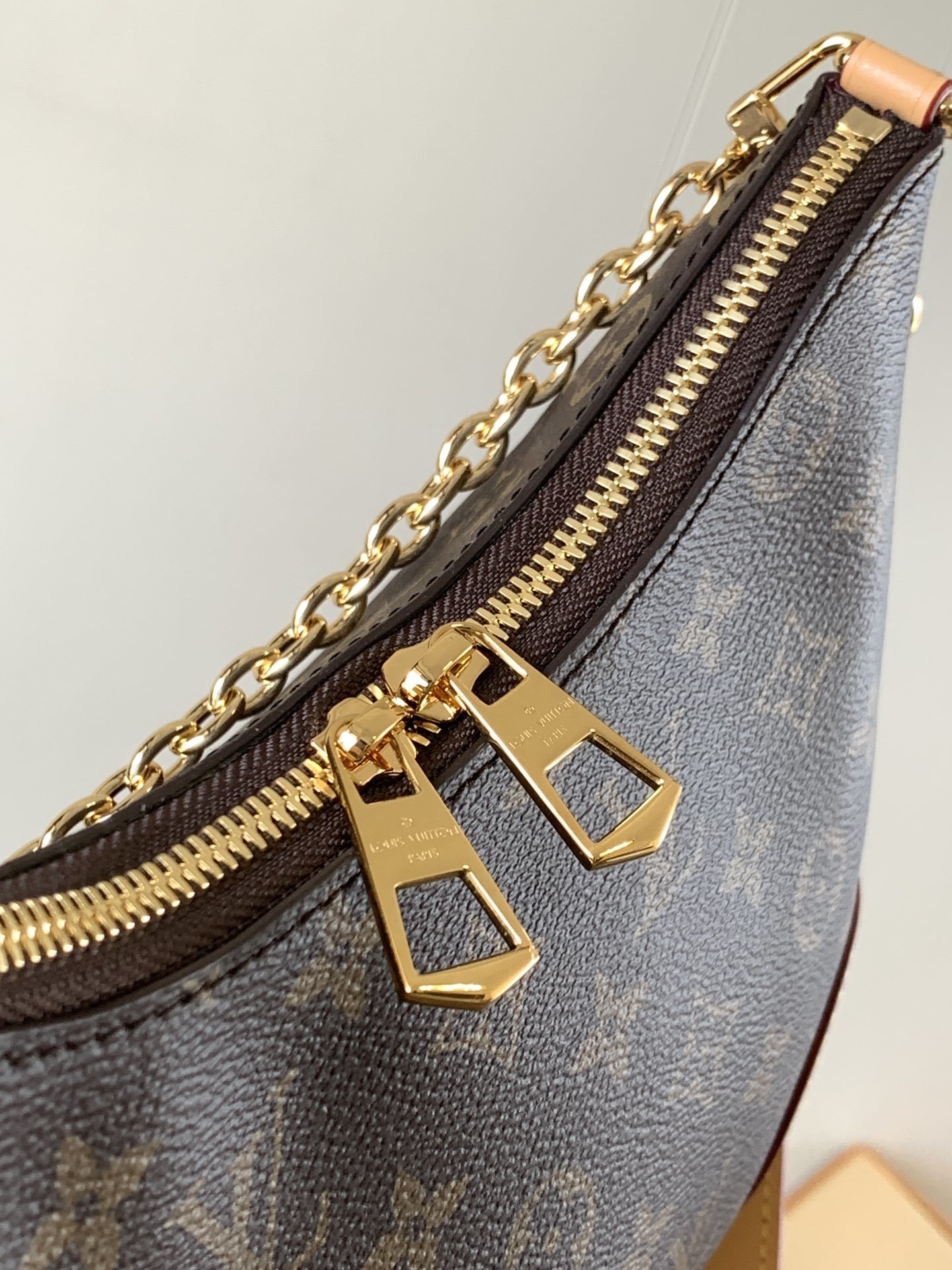LV Boulogne Handbag M45832