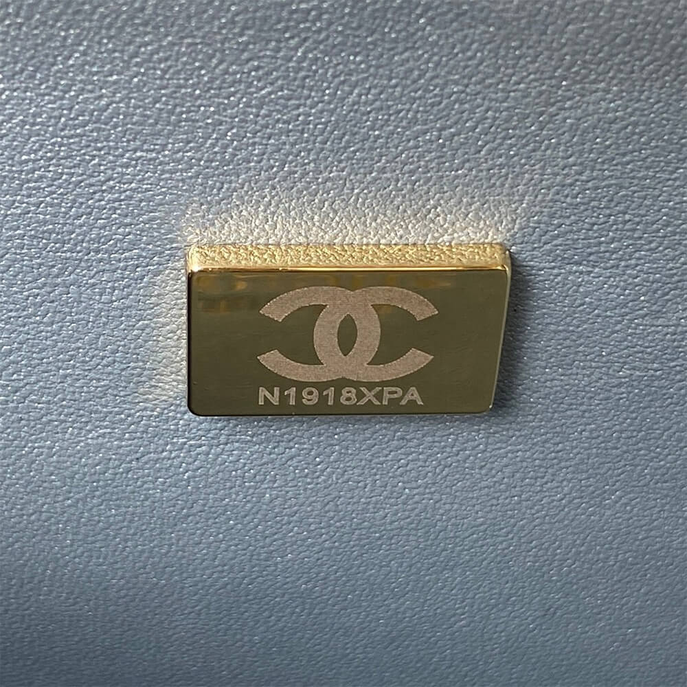 CHANEL VANITY CASE