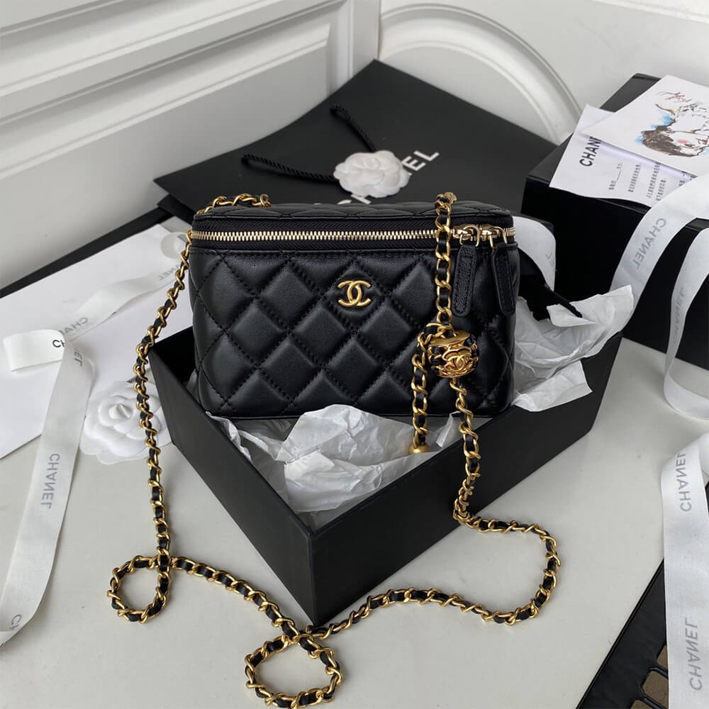 Chanel VANITY WITH CHAIN