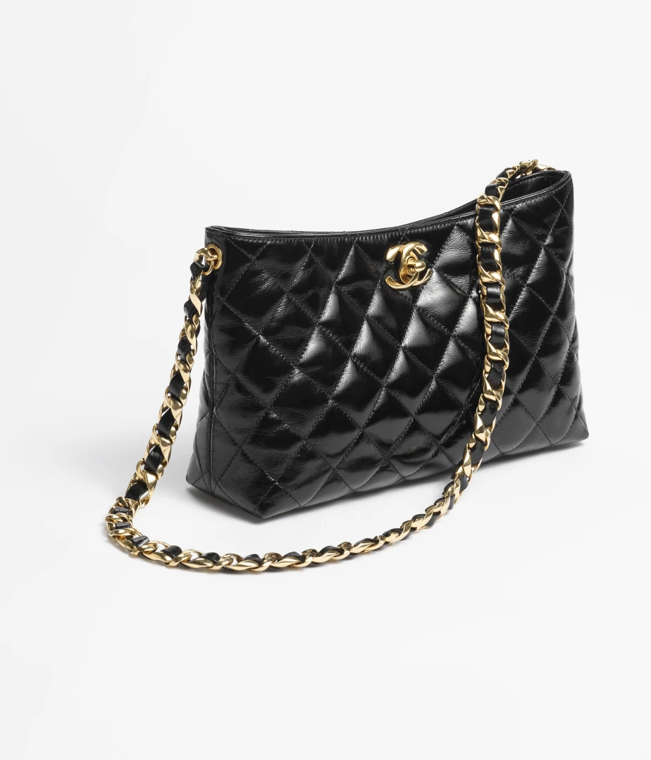 chanel hippie bag