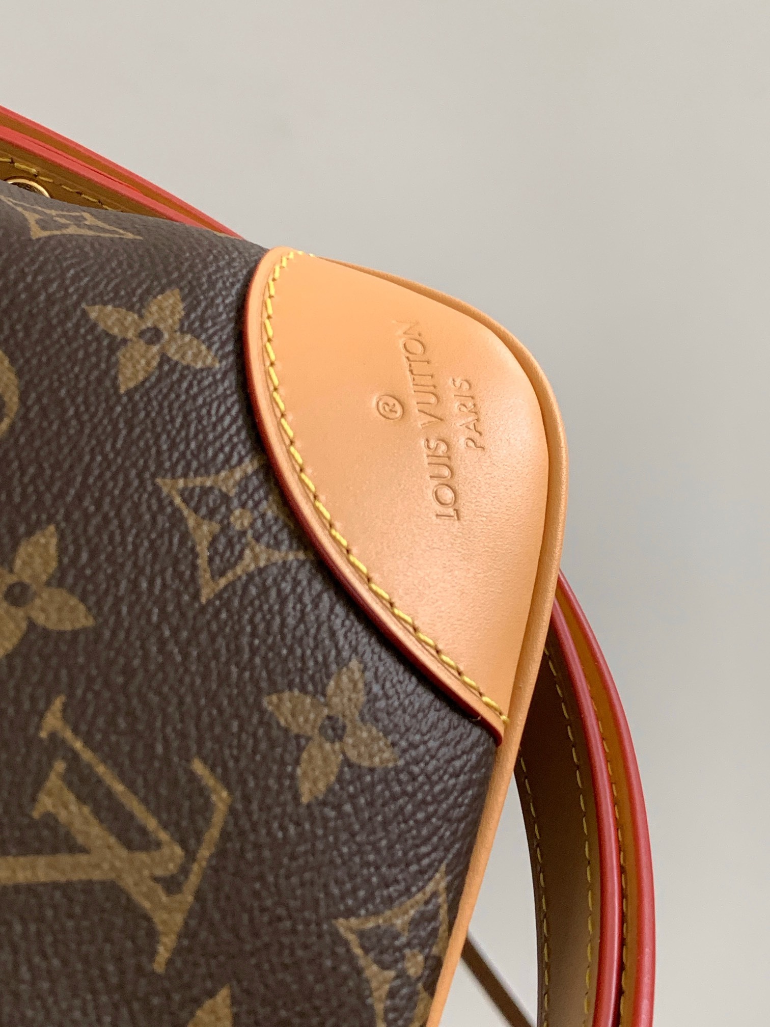 LV Boulogne Handbag M45832