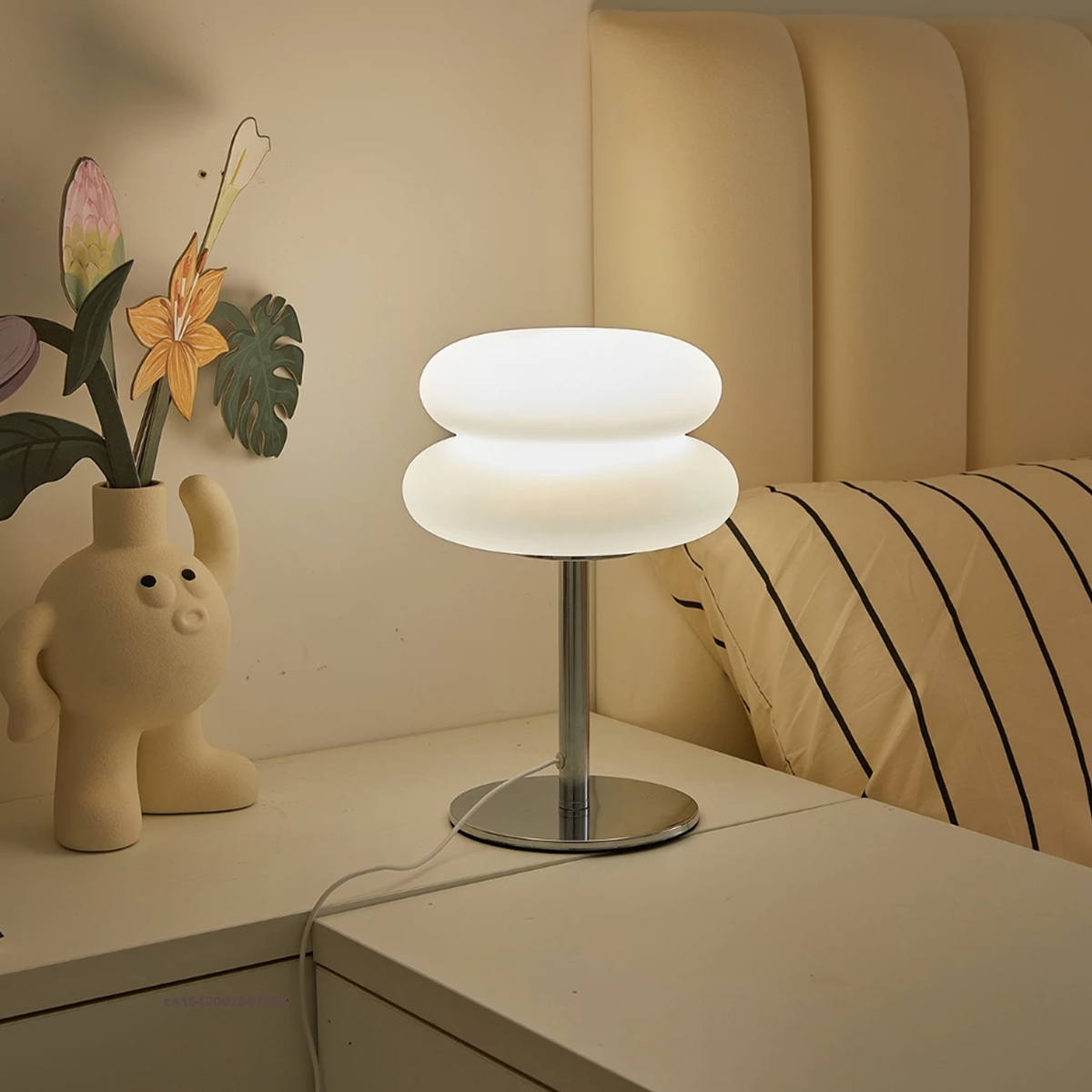 Bedroom Table Lamp Retro Creative Decorative Bedroom Hamburger Bedside Lamp USB Charging Light