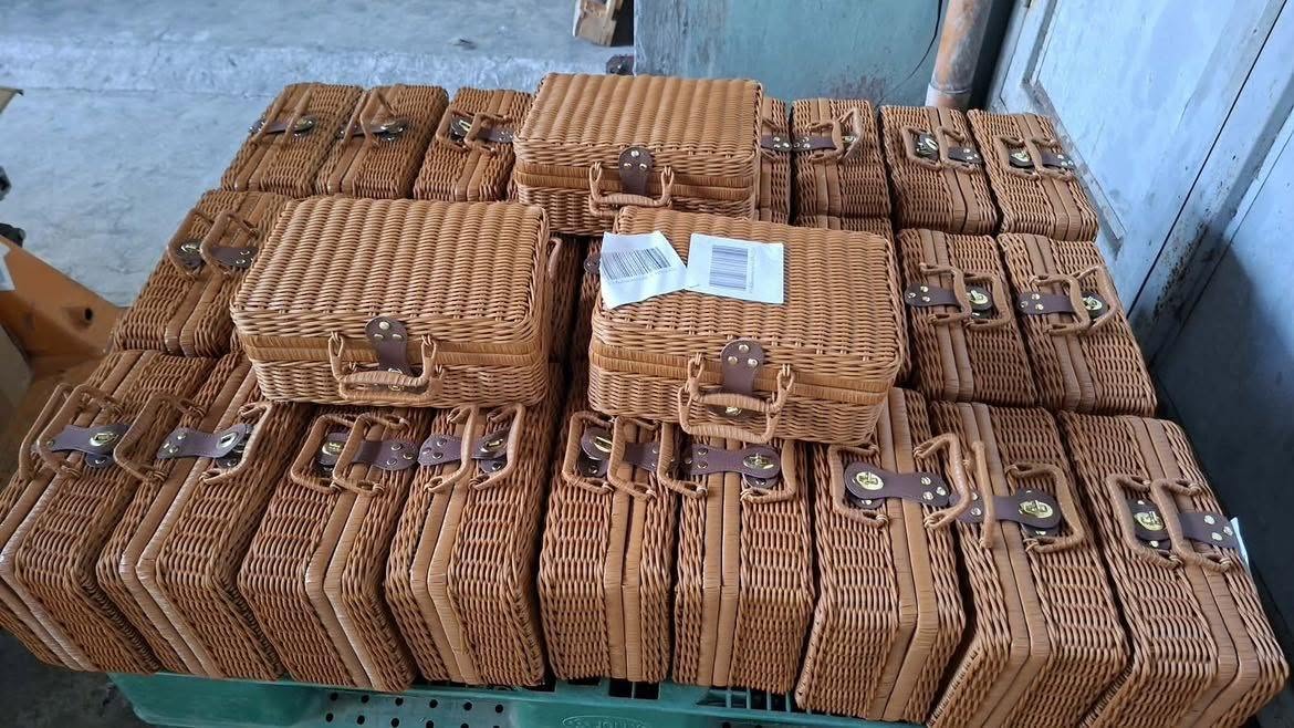 Rattan Suitcase for Gift Sets, Decor, Camping, Storage
