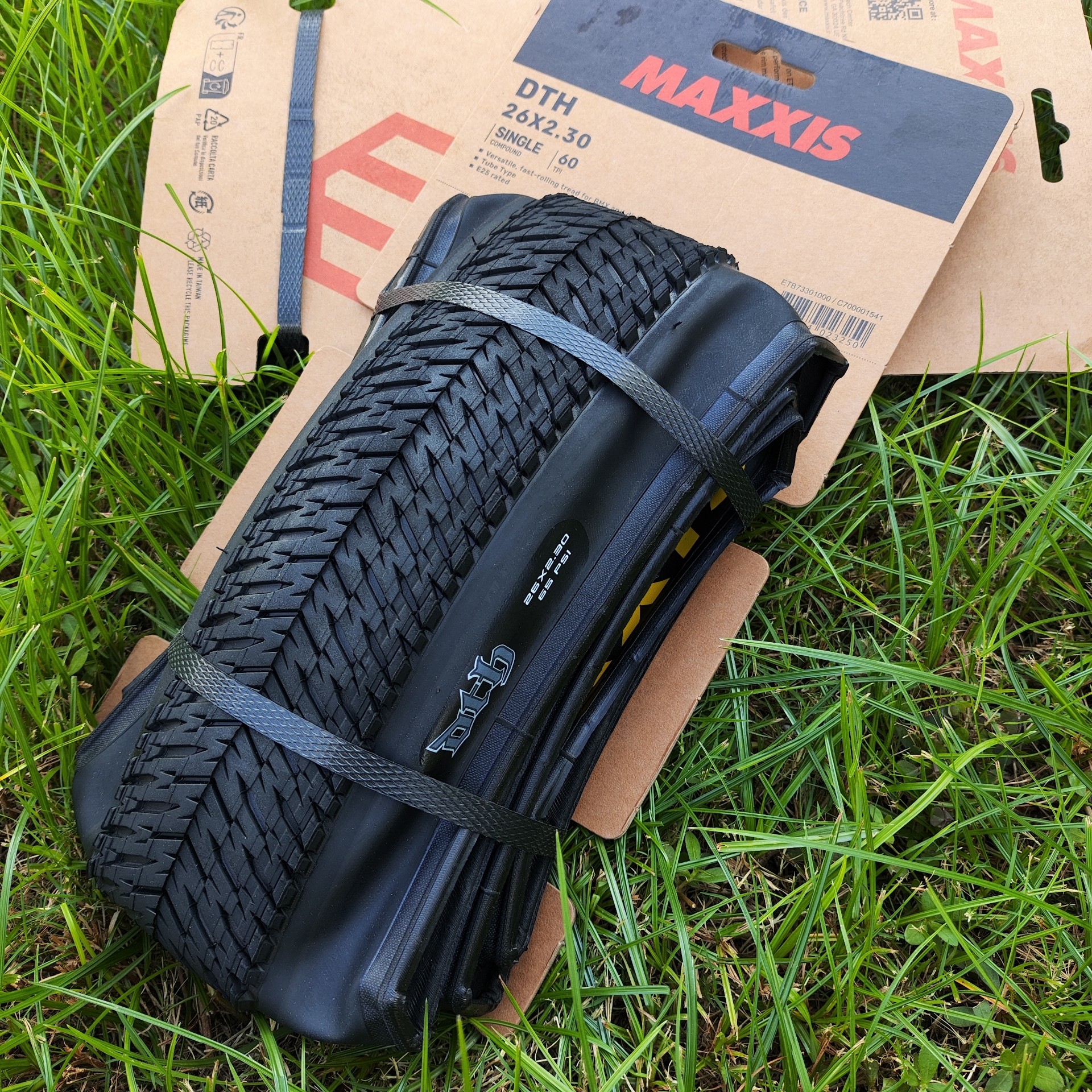 🅢🅸🅒🅺MAXXIS DTH BMX可折胎胖場/街車/土坡車胎首選(膚色胎/黑色)20/26 2.15 2.3 EXO