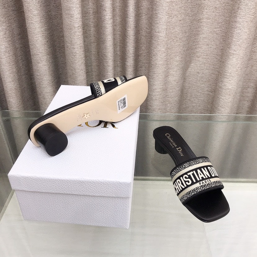 Dior shoes