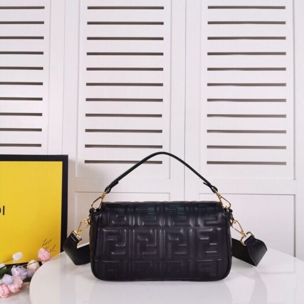 fendi bag - 27 x 15 x 6 cm