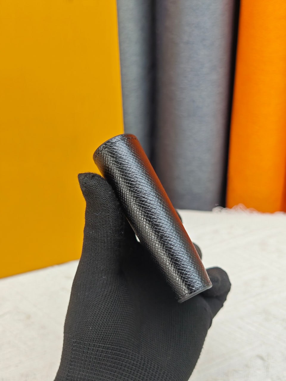 LV WALLET/ 19 x 10cm