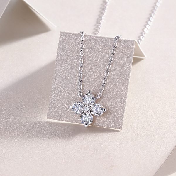  S925 Silver Lucky Four- ury Jewelry Pendant Necklace Set