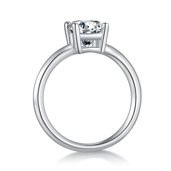 S925 Silver 1-carat Egg-shaped zircon Ring 