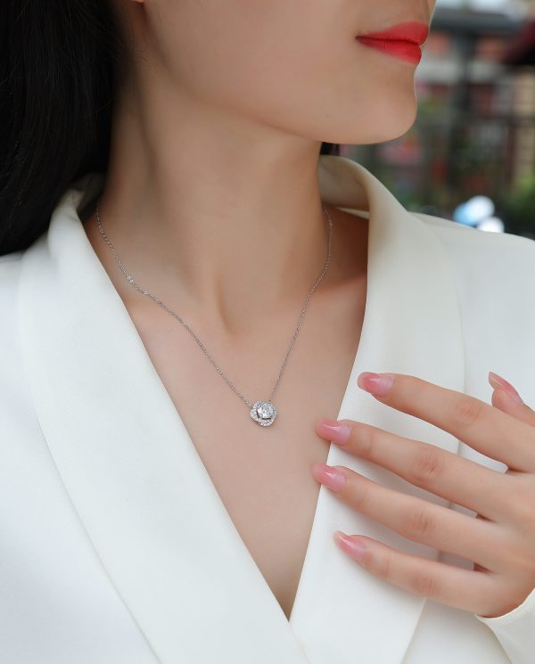 S925 1 ct Moissanite Lucky Flower Lady Pendant Necklace Set