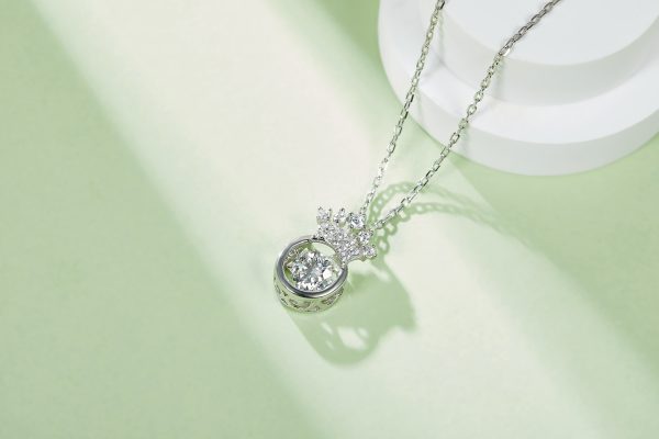 S925 Silver Round Crown Necklace Pendant 2026