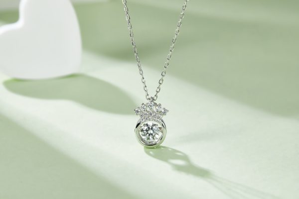 S925 Silver Round Crown Necklace Pendant 2026