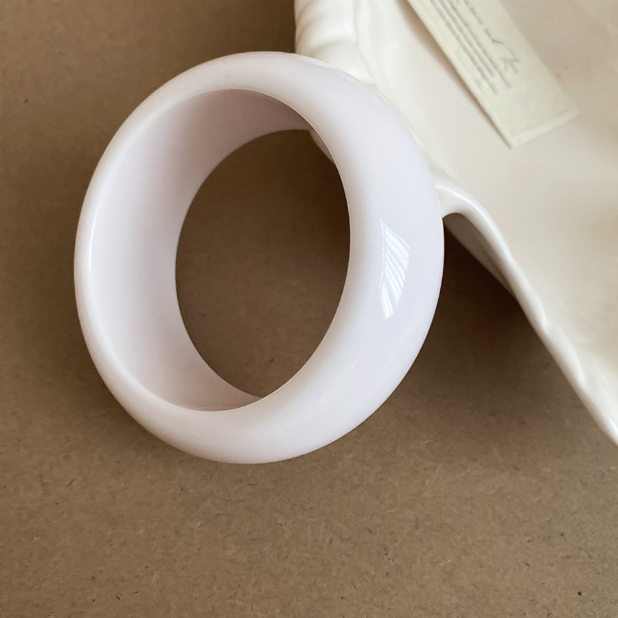 Multiple acrylic resin material Wide version dyed resin bracelet