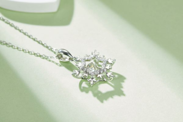 S925 Silver Snowflake Diamond Necklace Pendant 2026