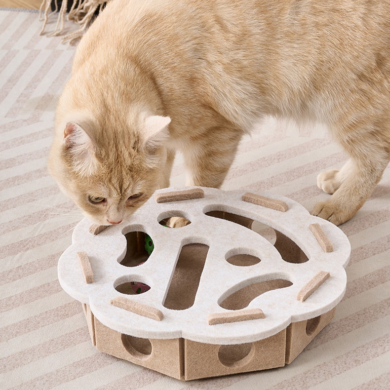 Cat Solo Play Gacha Toy