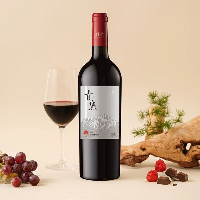 美賀莊園青黛乾紅葡萄酒 Meihe Manor QingDai Dry Red Wine｜寧夏賀蘭山東麓 15% vol 有機種植 黑李子黑醋栗果香 香料橡木香 厚實單寧 750ml