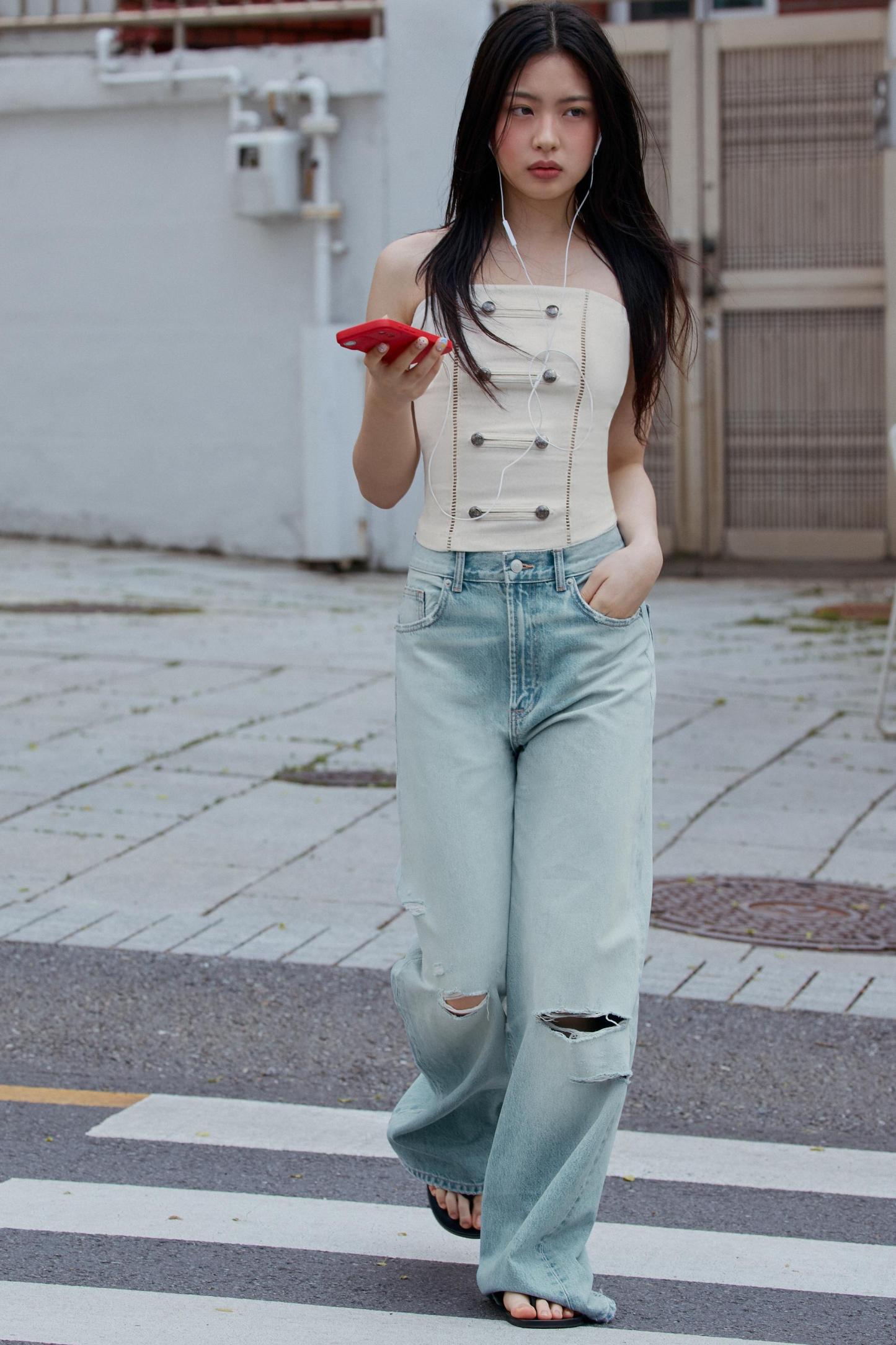 Urban Chic Extra Wide Leg Jeans