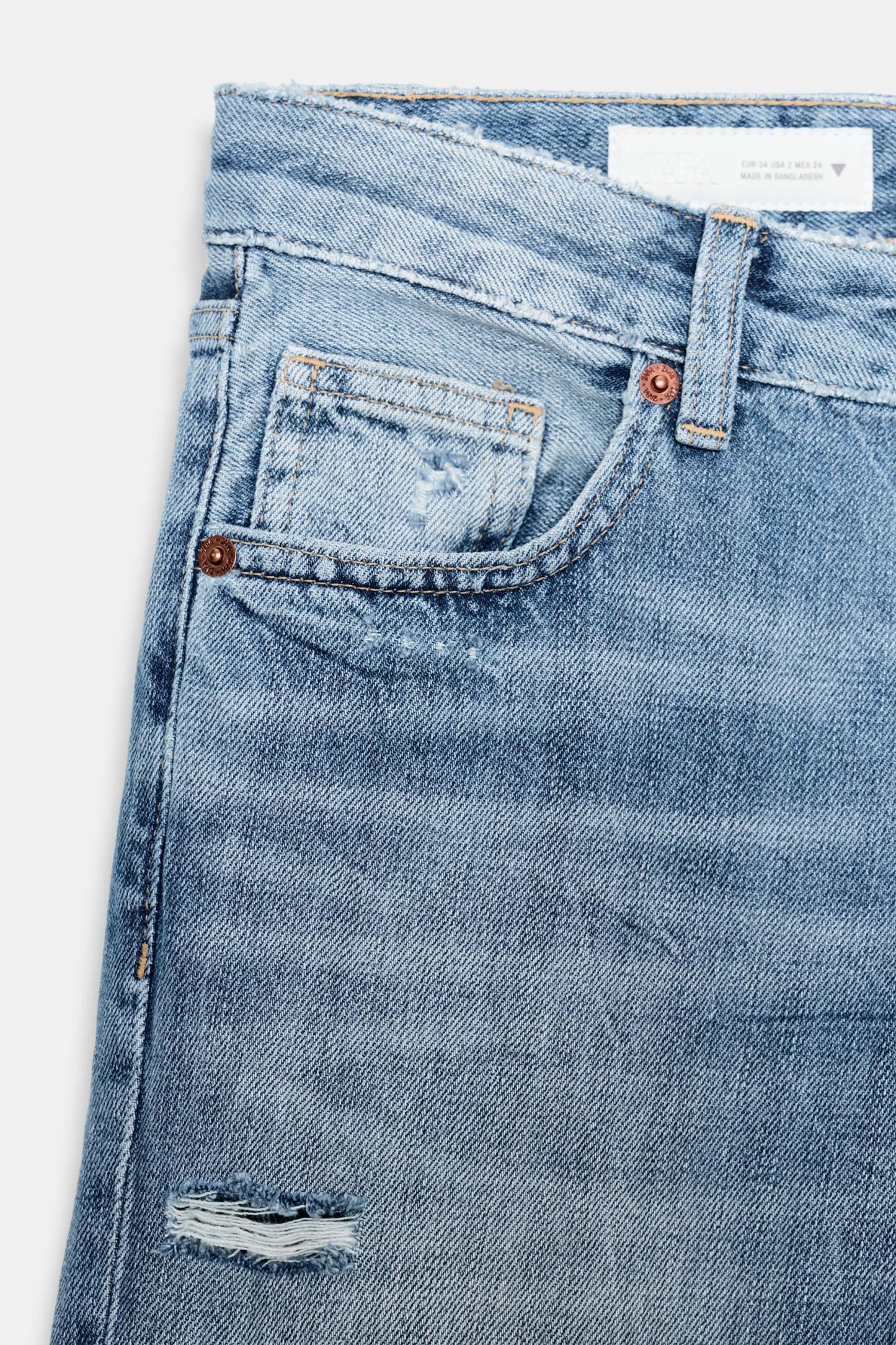 Effortless Low-Waist Jeans