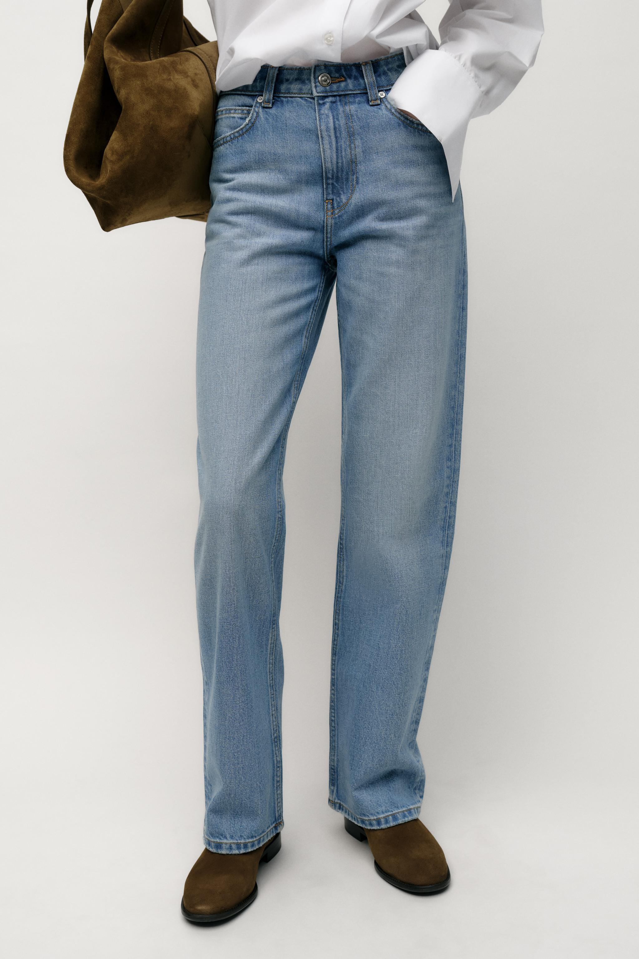 Relaxed High-Waist Straight Leg Jeans
