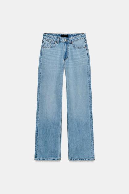 Relaxed High-Waist Straight Leg Jeans