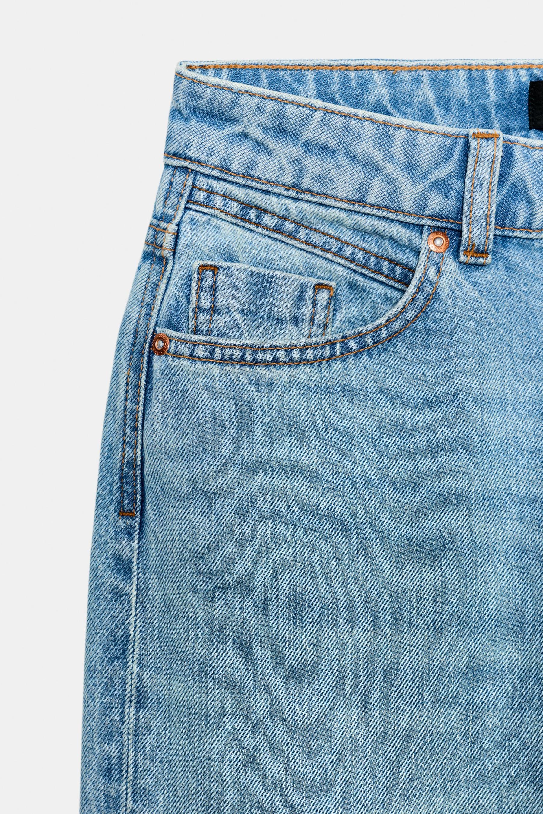 Relaxed High-Waist Straight Leg Jeans
