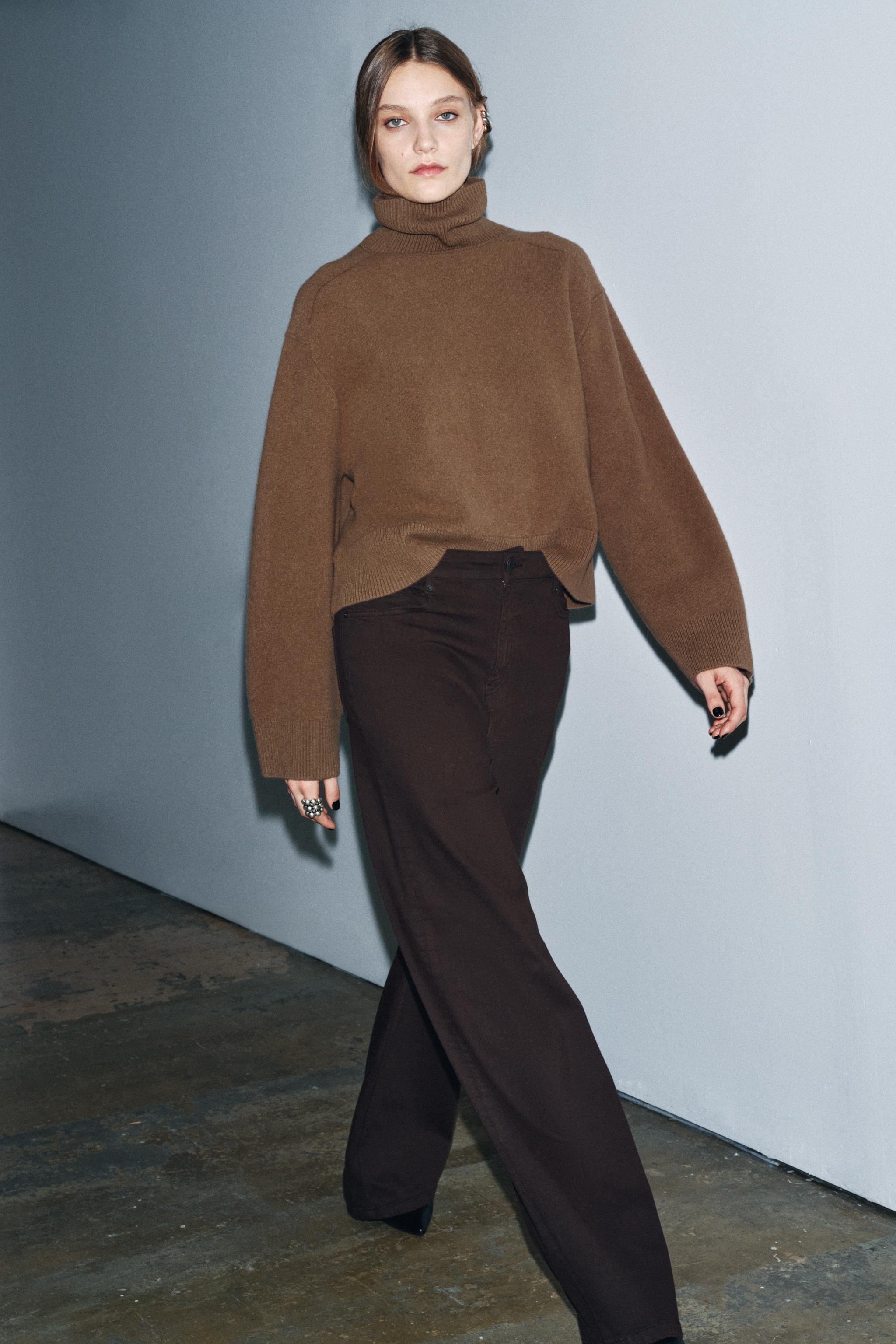 Timeless Wide Leg Jeans