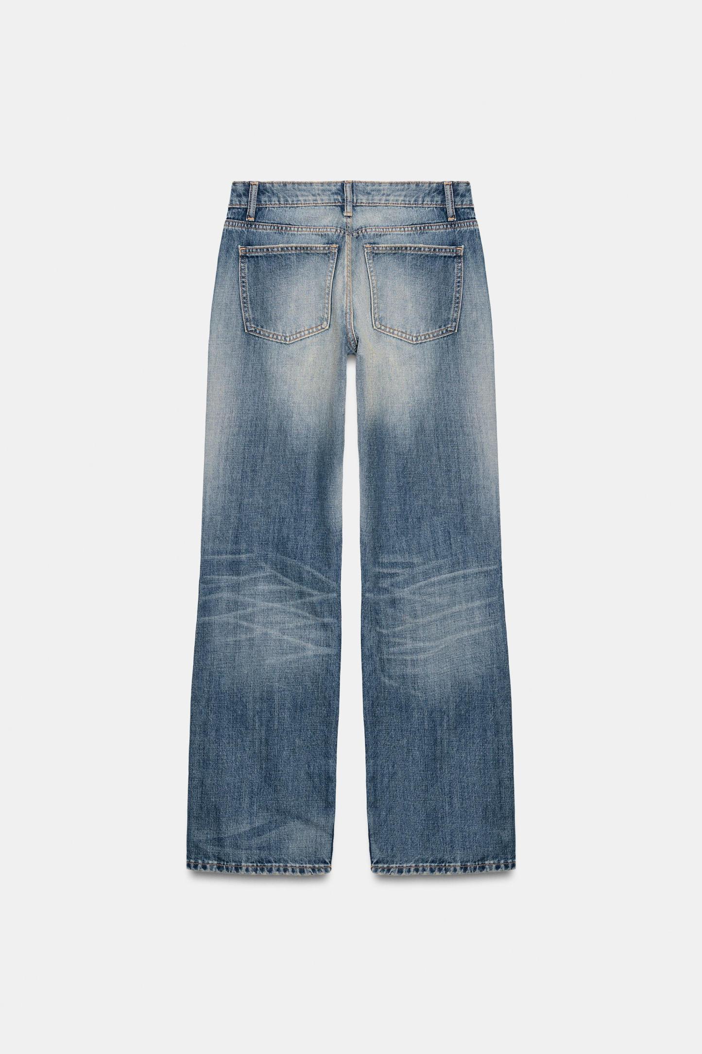 Low-Rise Loose Fit Jeans