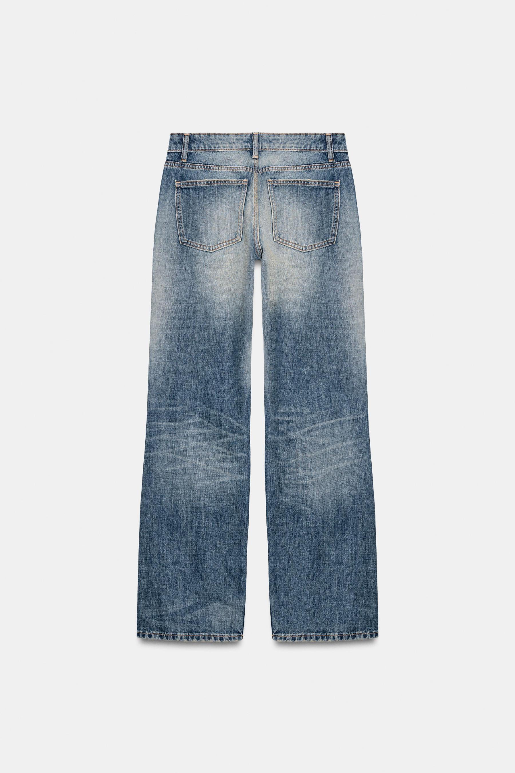 Low-Rise Loose Fit Jeans