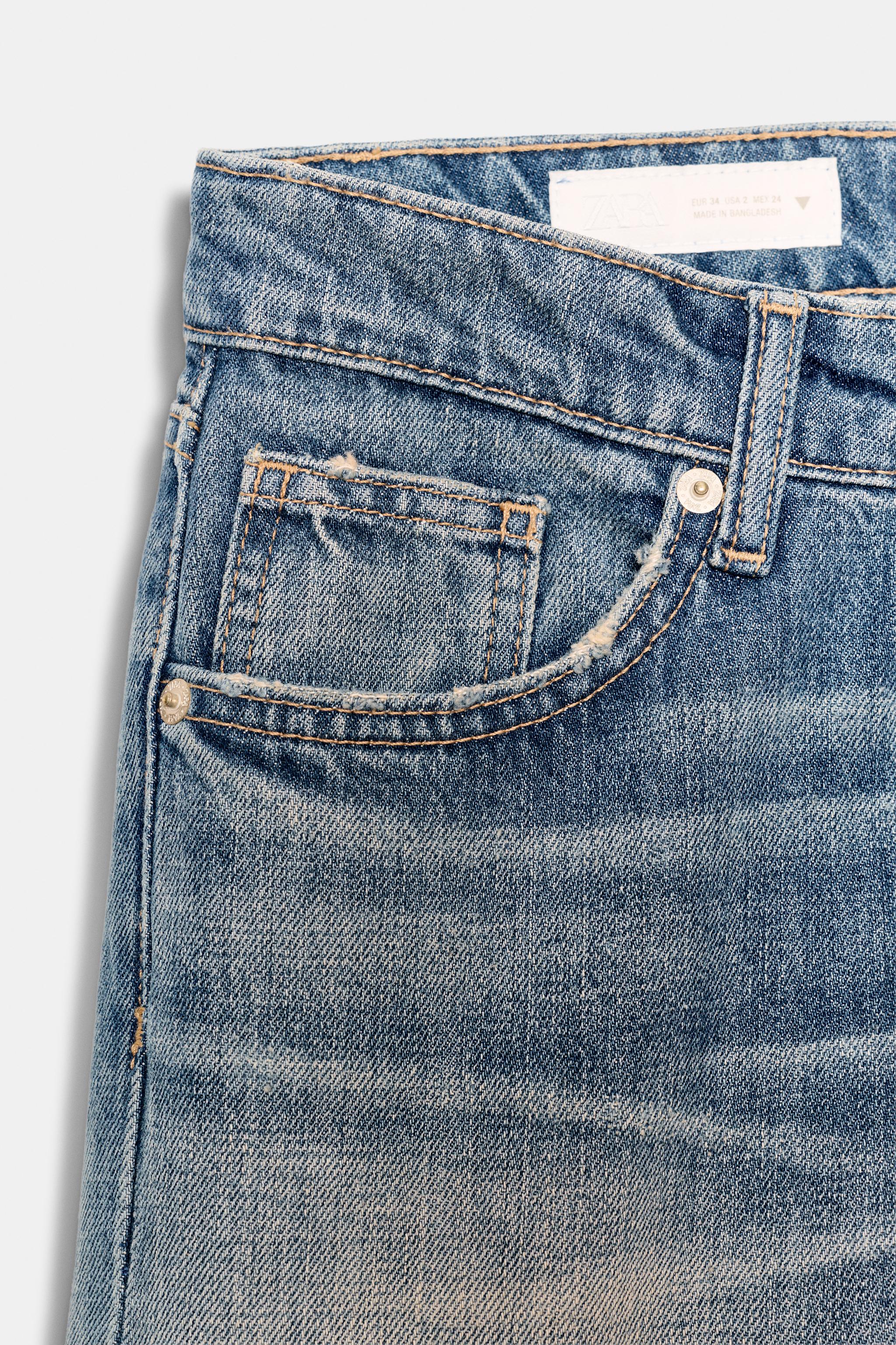 Low-Rise Loose Fit Jeans