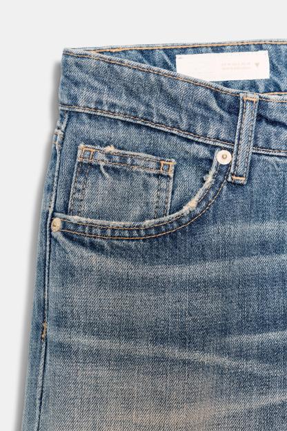 Low-Rise Loose Fit Jeans