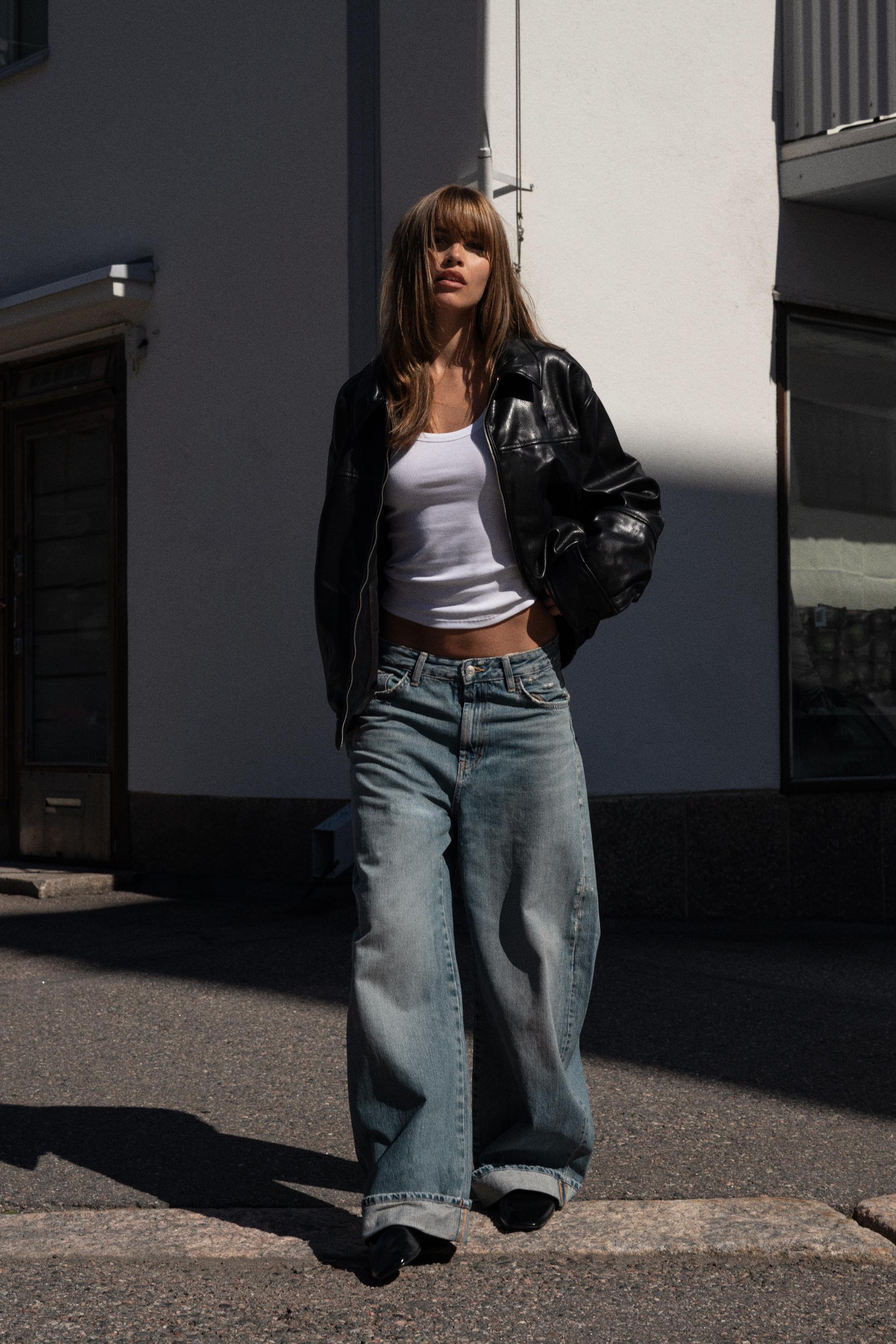 Cuffed Baggy Mid-Waist Jeans