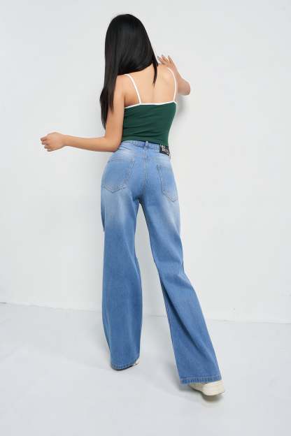 Dream Fit Wide Baggy Jeans