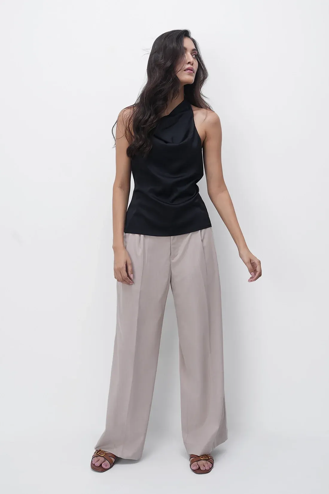 Relaxed Fit Beige Pleated Trousers