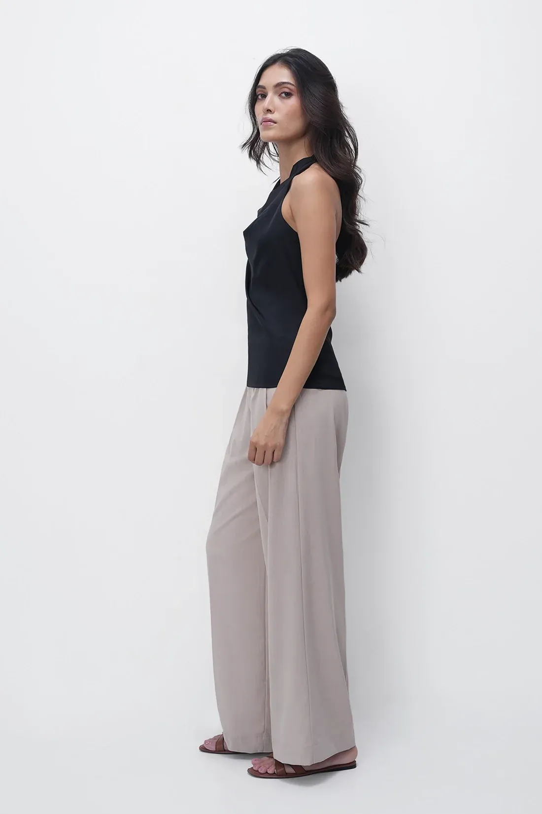 Relaxed Fit Beige Pleated Trousers