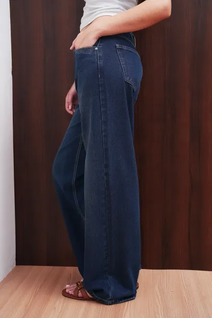 Urban Straight Leg Jeans