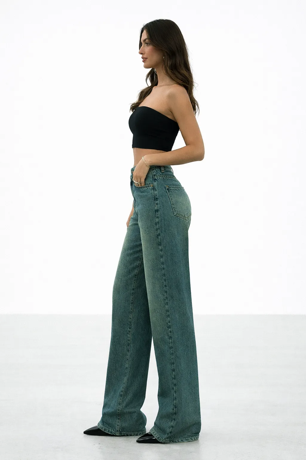 Smoky Wash Wide Leg Jeans