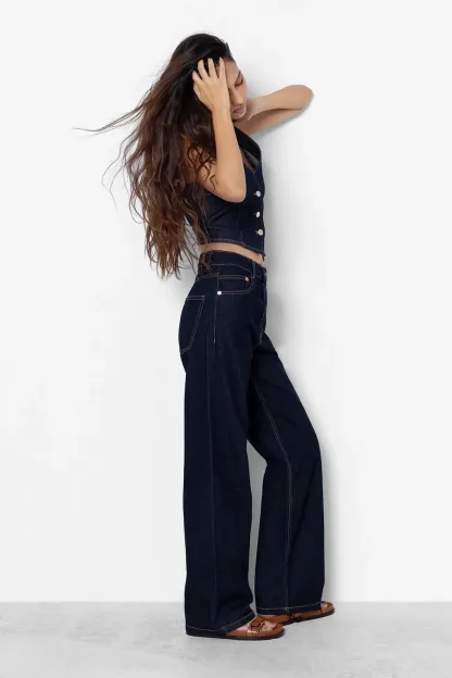 Authentic Wash Straight Fit Jeans