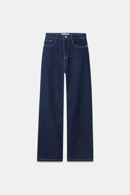 Authentic Wash Straight Fit Jeans
