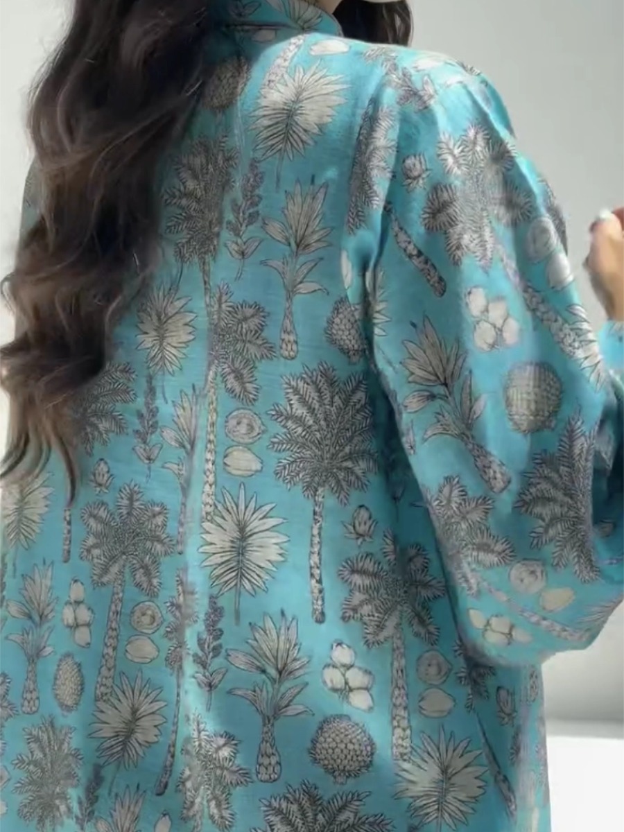 Elegant tropical print maxi dress