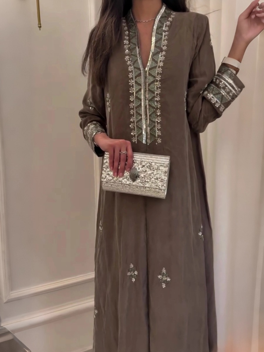 Elegant evening abaya with luxurious embroidery